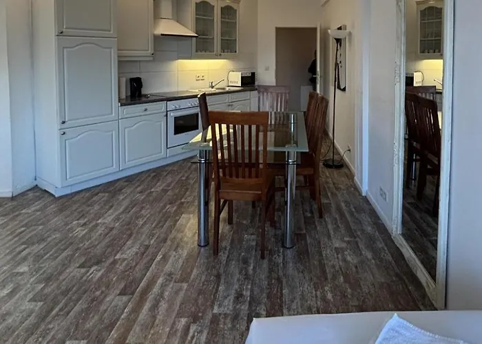 Bola 6 6 Betten & 2 Schlafzimmer Apartament *
